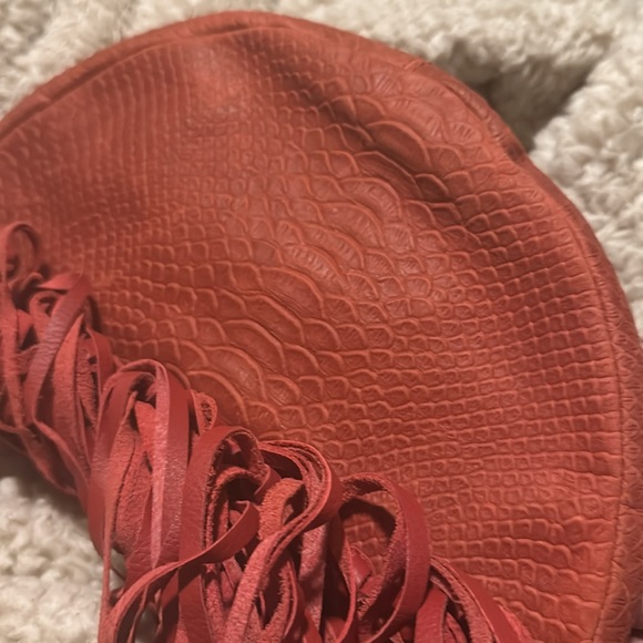 House of Harlow fringe clutch - Picture 8 of 11